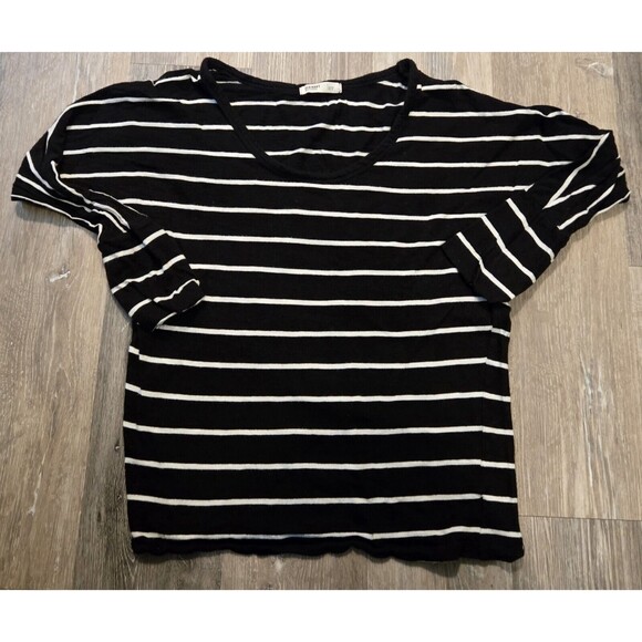 Old Navy womens small black‎ and white Striped 3/4 Sleeve loose - Picture 1 of 5